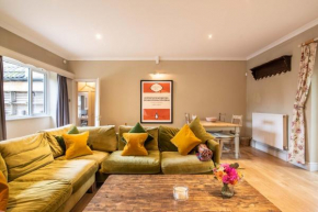 Spacious Country Cottage Sleeps 7 Near Bath Fire Pit Dog Friendly